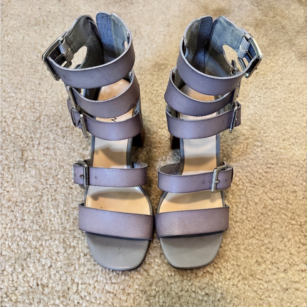 Nine West Strappy Block Heel Sandals – Gray Taupe – Size 5M